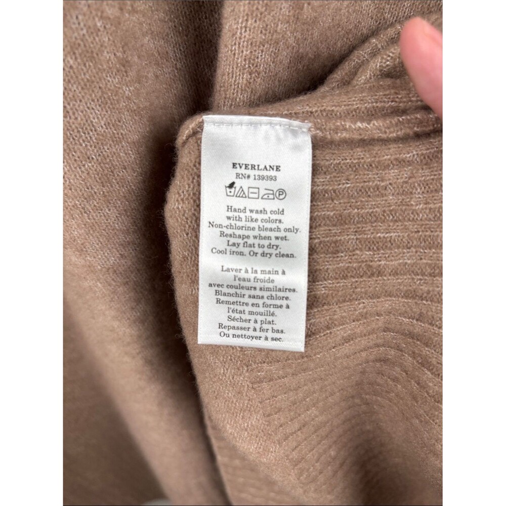 Everlane Women's Large Cozy Turtleneck Sweater Taupe Wool - Nylon - Yak Hair - Picture 3 of 10